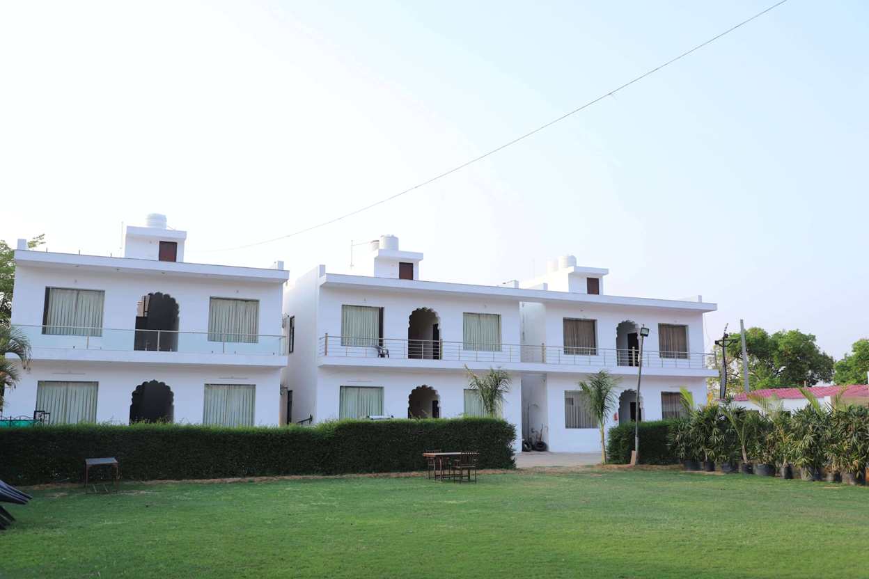 Resort About